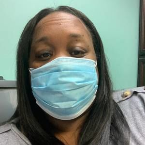 Meet your Posher, Dee dee